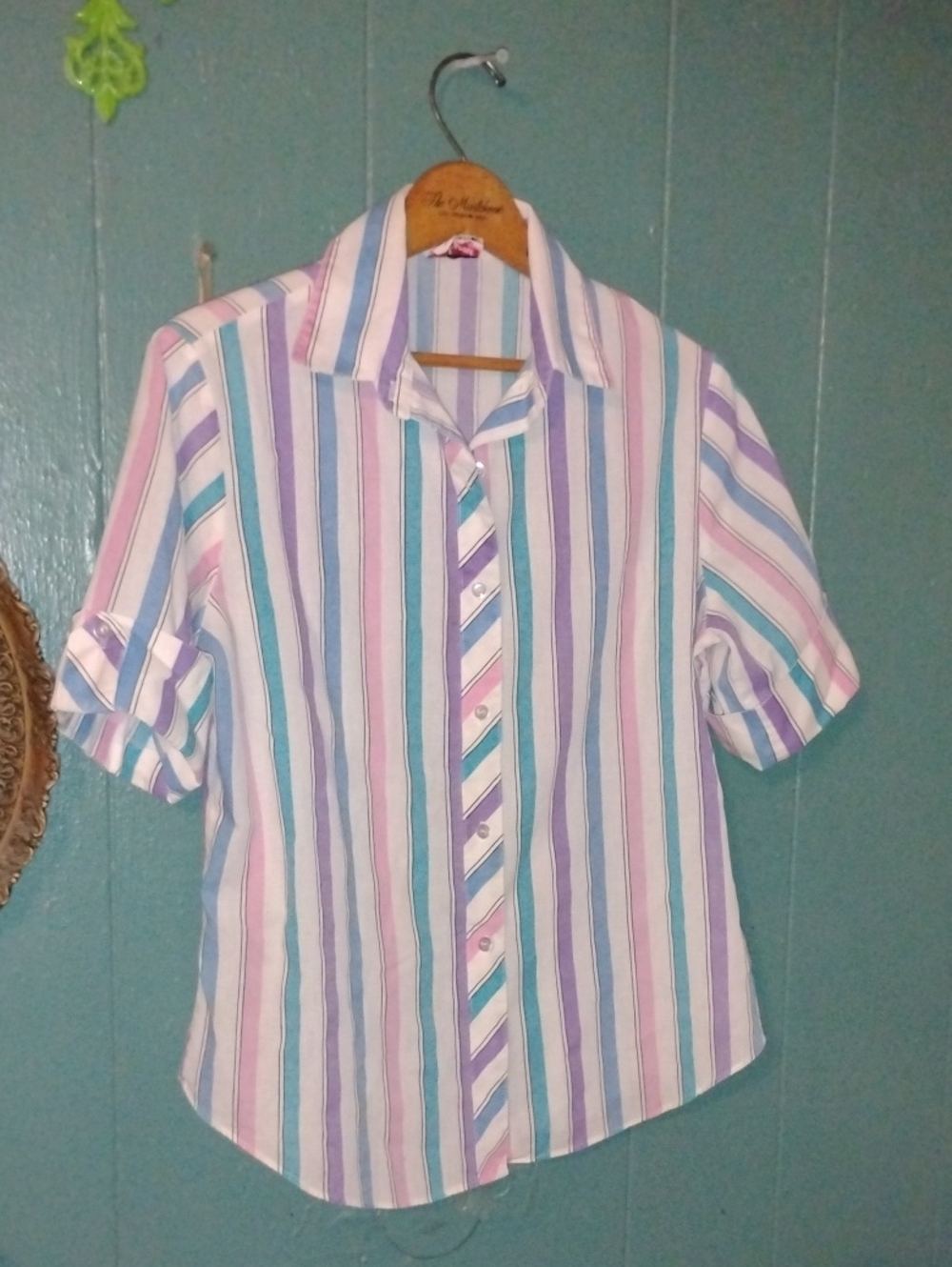 Size M Women's Striped Blouse